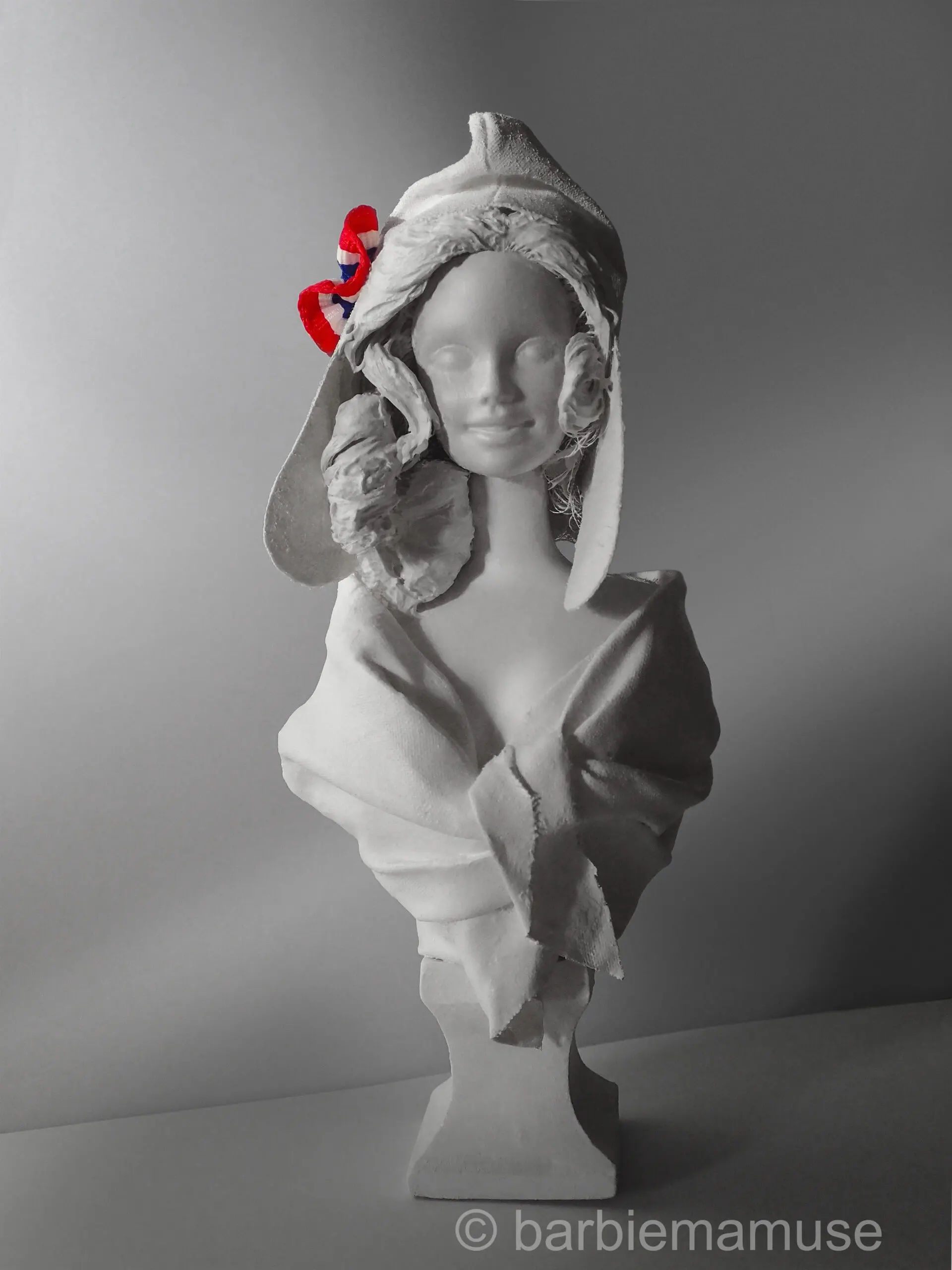 •MARIANNE-OK-1-1-scaled Marianne